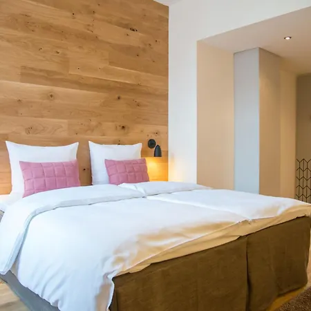 Hotel Alte Post 3*