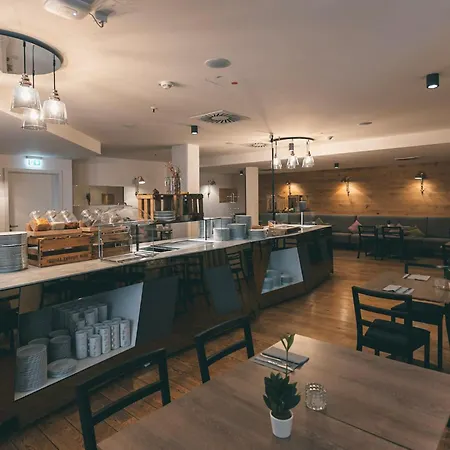 Alte Post Hotel 3*